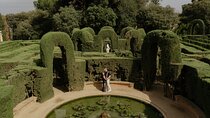 Private Photo Session with a Local Photographer in Barcelona