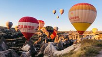 Goreme Hot Air Balloon Tour: Sunrise Flight Over Cappadocia