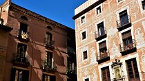 The Secrets of Barcelona's Old Town city game