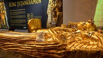 Cairo Pyramids Sphinx Egyptian Museum from Hurghada