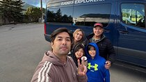Banff: Shared Sightseeing Tour to Moraine Lake and Lake Louise