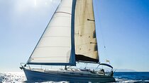 Private Tour 3H – Watch Whales on Sailboat in Los Gigantes