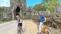 Angkor Sunrise Bike Tour - Breakfast & Lunch included