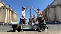 Private 4 - Hour Paris Highlights Tour by Golf Cart Mini Moke