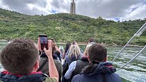 Lisbon Landmarks by Speedboat: Private 1-Hour Tour on the Tagus
