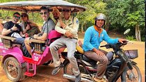 Angkor Wat Temple Tour with Private Tuk Tuk Driver