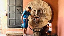 Top 12 Rome Sights: Private Chauffeur Tour with Official Guide