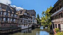 Strasbourg: 10K Private Running Tour | Officially Licensed Guide
