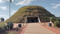 Exploring the Cradle of Humankind and Apartheid Museum Tour