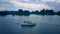 Halong Bay 5 Star Day Trip: Transfer, Buffet, Kayak and Jacuzzi