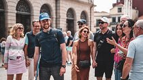City tour through historic center of Porto with many insider tips 3 1/2 hrs.