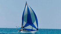 Private Sailing Adventure with snacks & drinks, snorkeling and SUP