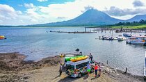 Kayak in the arenal lake