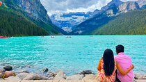 Shared Tour: Moraine Lake and Lake Louise from Calgary