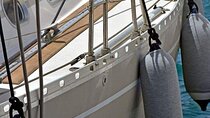 Small Group Sailing Trip in Mediterranean with Lunch Transport