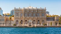 Dolmabahçe Palace and Harem Skip-the-Line Ticket with Audio Guide