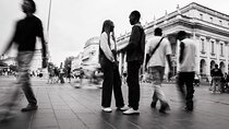 Photo Shooting in Bordeaux Explore the city with a photographer