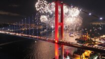 Istanbul Bosphorus New Year's Eve Dinner Cruise Party in Istanbul