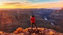 VIP Luxury Grand Canyon West and Hoover Dam with Optional Skywalk