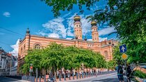 Budapest Jewish Quarter and Synagogues Tour with Transport 