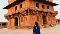 Glories of the Past-3 Day Tour to Delhi Agra Fatehpur-Taj & More