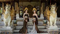 Traditional Balinese dress Photo shoot 