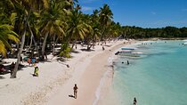 Catalina Sailing Experience in Punta Cana with Food and Drinks