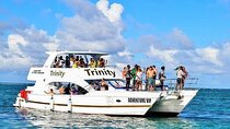 Hip Hop Booze Cruise with Snorkeling 