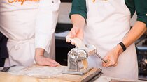 Italian Pasta & Dessert Class in Historic Center (3-Course Meal)