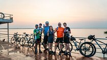 Phnom Penh to Silk Island Sunset Bike Tour include drinks