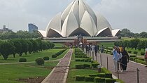 Old and New Delhi Full or Half Day Private tour custom add ons