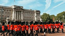 Private Royal Walk of London with a Local Expert