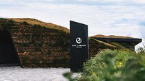 Reykjavik/Keflavik: Sky Lagoon Private Transfer
