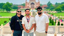 Sunrise Taj Mahal Tour From Delhi 