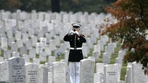 DC: Arlington Cemetery Walking Tour and Changing of the Guard