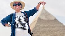 Epic Pyramids of Giza and Sphinx Tour with Egyptologist