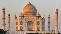 All Inclusive Taj Mahal Tour From Mumbai