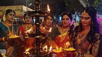 Kerala: Chamayavilakku Festival Tour with Munnar & Alleppey