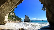 Explore Coromandel & Cathedral Cove – Day Tour with Lunch 