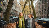 Amsterdam Canal Photoshoot with Private Photographer 
