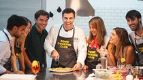 Ultimate Pizza Making Class with Wine Tasting in Rome