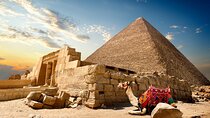 Cairo: Discover Giza Pyramids, Museum & Sphinx Tour