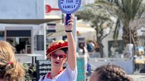 Santorini Cultural Experience: Breaking Plates Show and Fira Tour