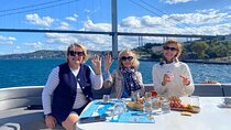 Istanbul Revealed: Historic Pathways & Bosphorus Serenity