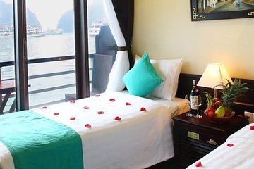 Authentic 3 Days Cruises Halong Bay on Glory Legend Cruises