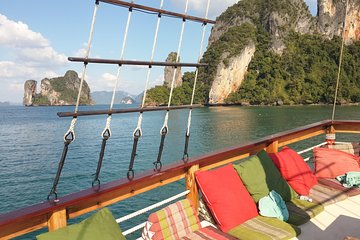 Cruising on a comfortabel boat in Phang Nga Bay - The "Must-Do" Tour Khao Lak