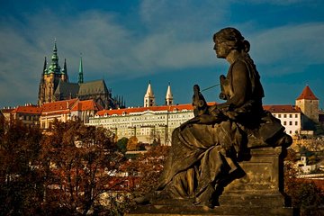 Prague Castle And Castle Grounds Walking Tour in french