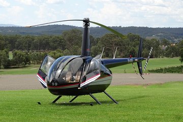 3-Hour Hunter Valley Scenic Helicopter Tour Including 3-Course Lunch from Cessnock