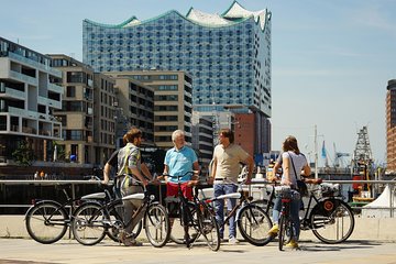 Guided Hamburg City Bike Tour