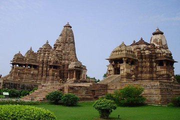 Budget Delhi Agra Khajuraho Tour